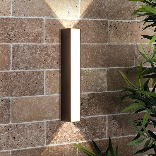 Durable Weatherproof Outdoor Wall Lamp - Pexav