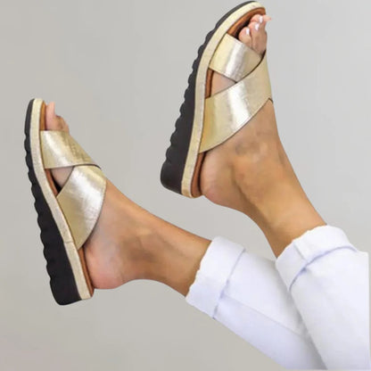 Cozy Women's Fuzzy Slippers