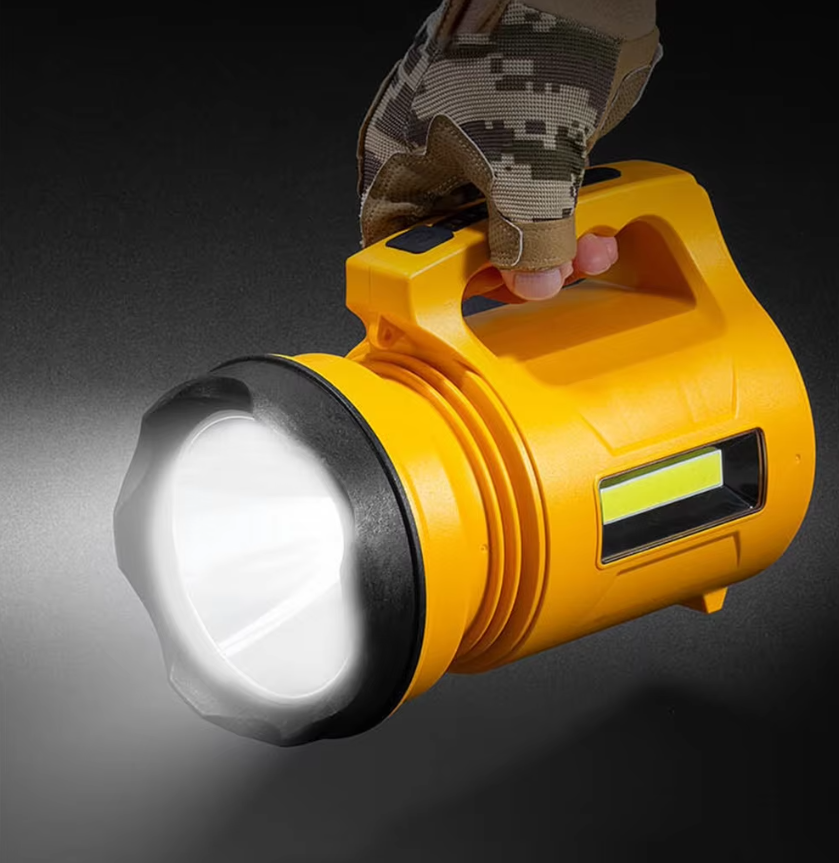 Bright LED Compact Rechargeable Flashlight - Pexav