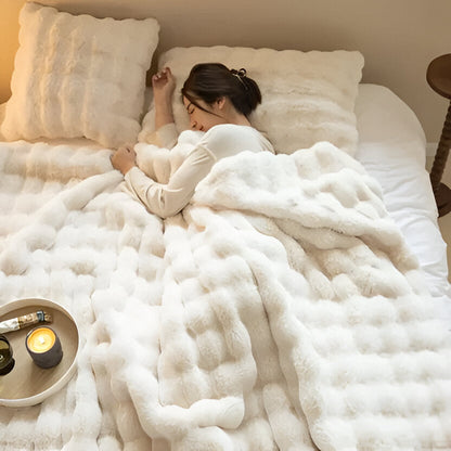Stylish Year-Round Throw Blanket