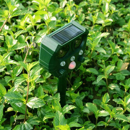 Outdoor Animal Repeller Ultrasonic Pet Deterrent Device