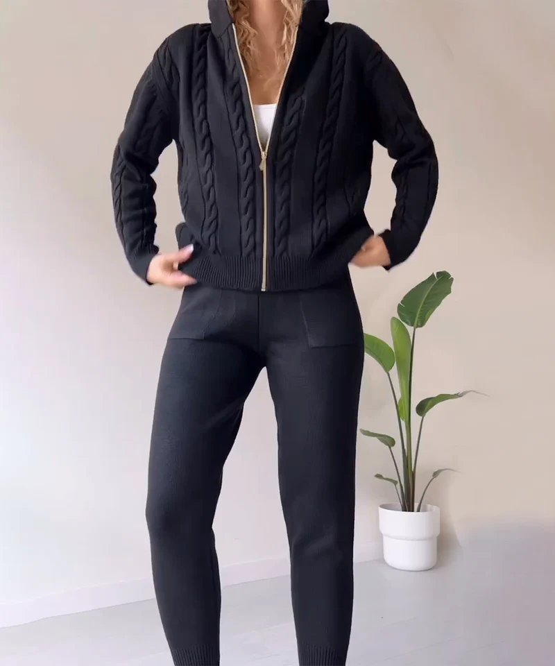 Warm Cozy 2-Piece Winter Outfit
