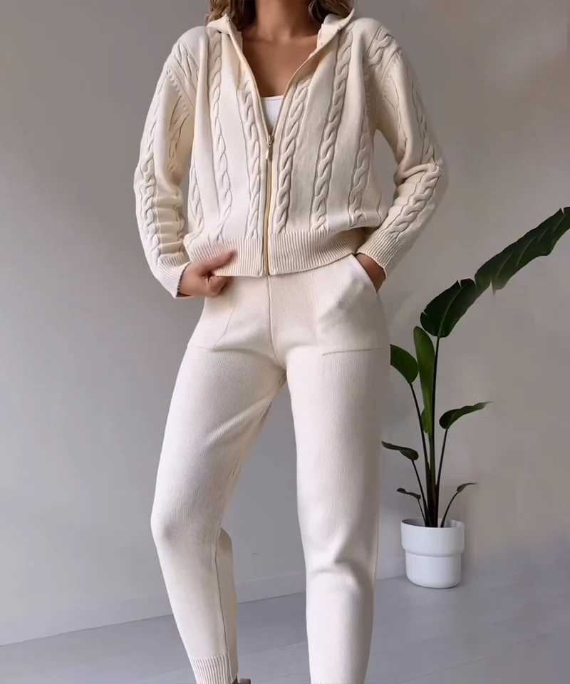 Warm Cozy 2-Piece Winter Outfit - Pexav