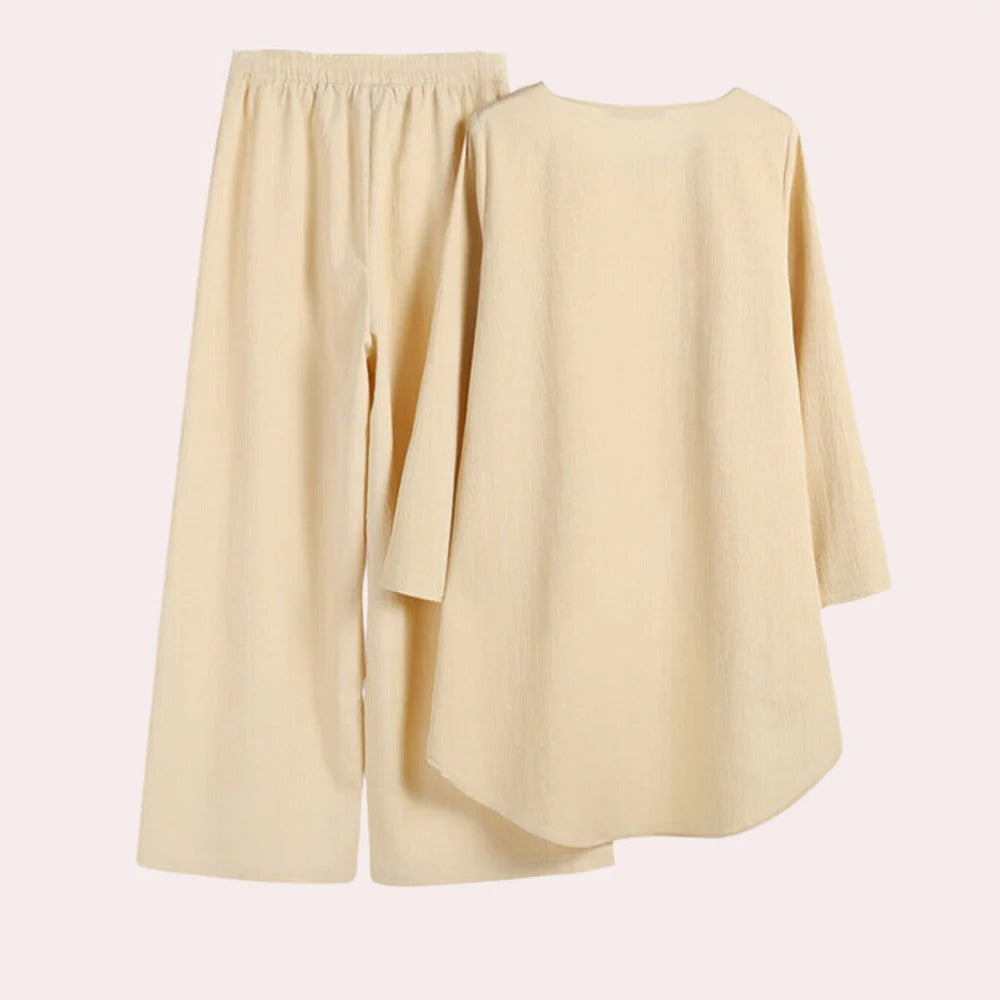 Stylish Women's Clothing Bundle