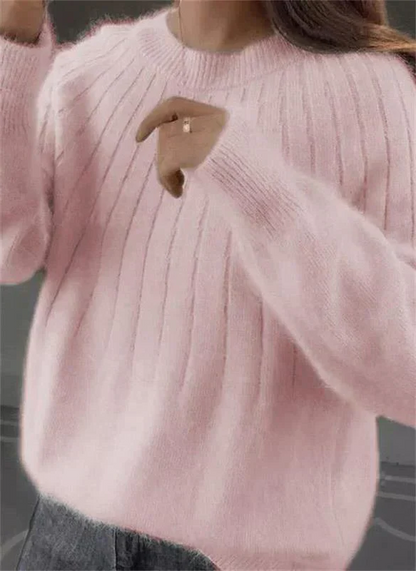 Cozy Women's Cashmere Crew Neck Sweater
