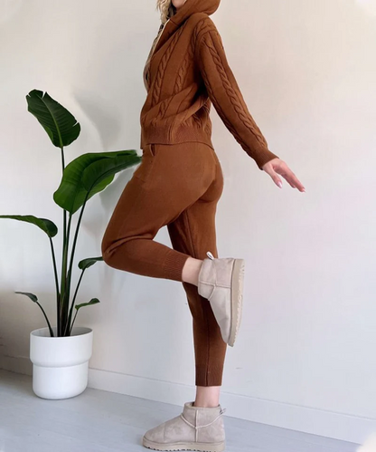Warm Cozy 2-Piece Winter Outfit