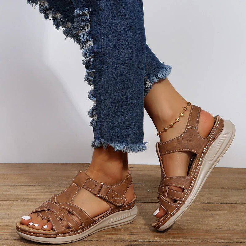 Comfortable Women's Supportive Strap Sandals