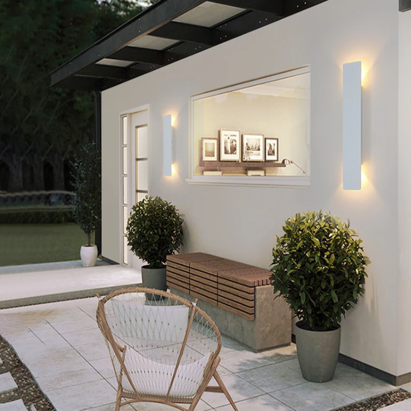 Weatherproof Outdoor LED Wall Lamp - Pexav