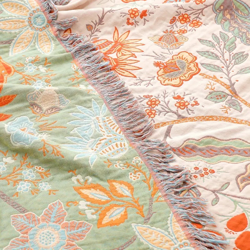 Soft Plush Blanket Gentle on Skin with Airy Design