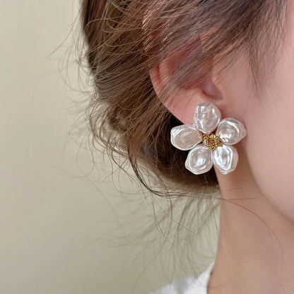 Unique Freshwater Pearl Flower Earrings - Pexav
