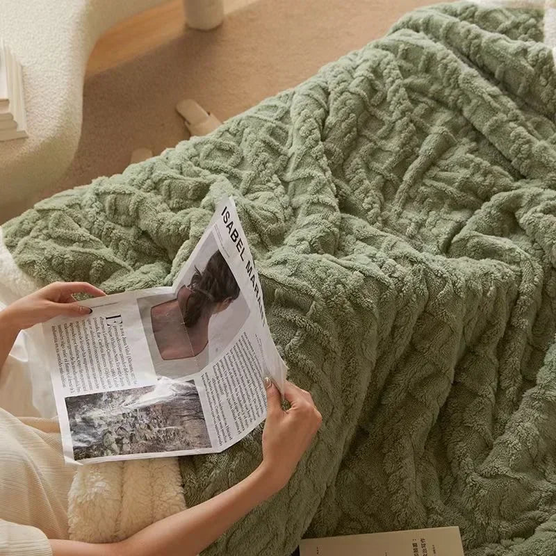 Soft Plush Lamb Wool Throw Blanket