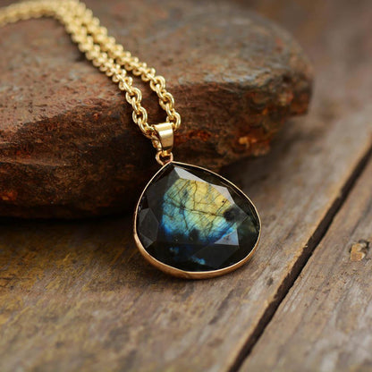 Sparkling Gemstone Choker Necklace - Pexav