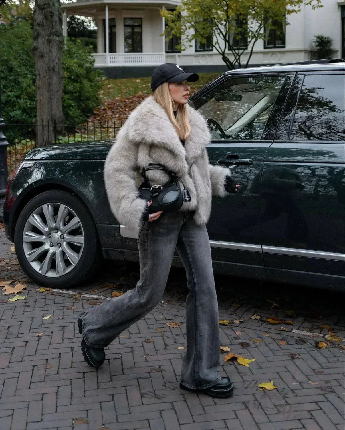 Women's Synthetic Fur Coat - Olivia - Pexav
