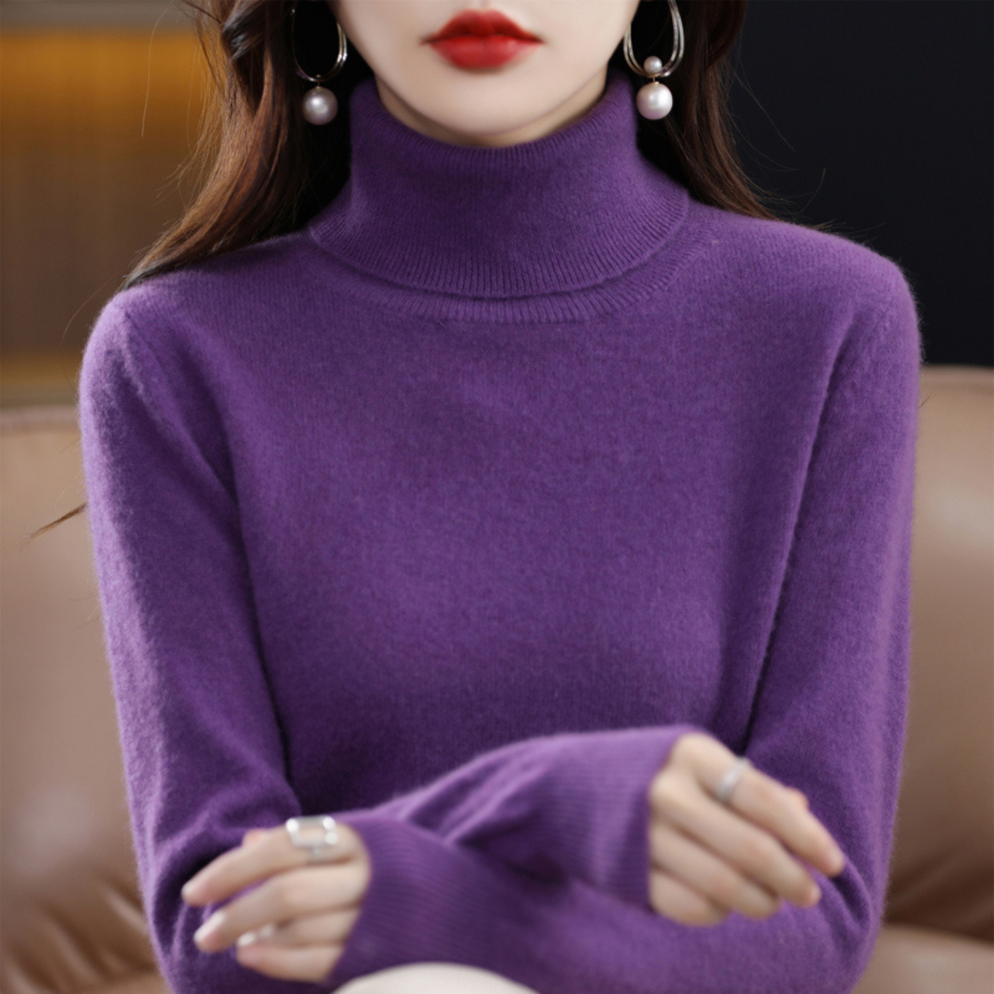 Soft Women's Cashmere Crew Neck Winter Sweater