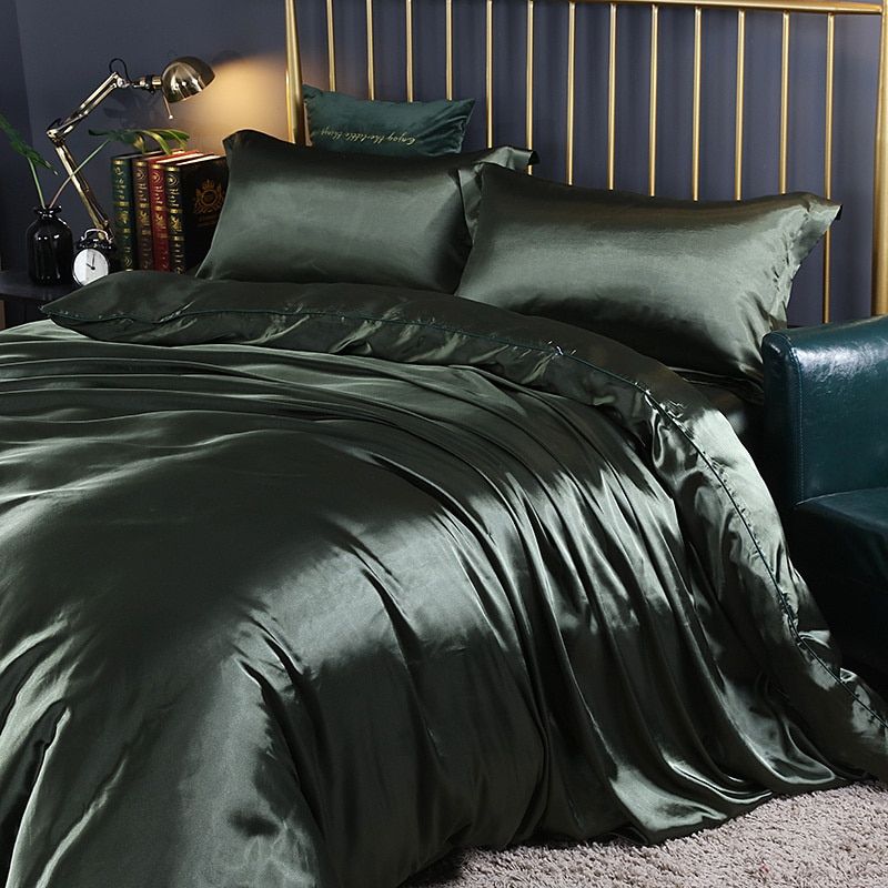 Luxury Silk/Satin Bedding Set (4-piece) - SilkSleep-59.06" fitted sheet + Duvet 78.74" x 90.55" + 2x pillowcase 18.90" x 29.13"-Emerald green-Nora Luxe