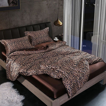 Luxury Silk/Satin Bedding Set (4-piece) - SilkSleep-59.06" fitted sheet + Duvet 78.74" x 90.55" + 2x pillowcase 18.90" x 29.13"-Leopard-Nora Luxe