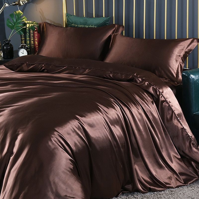 Luxury Silk/Satin Bedding Set (4-piece) - SilkSleep-59.06" fitted sheet + Duvet 78.74" x 90.55" + 2x pillowcase 18.90" x 29.13"-Maroon-Nora Luxe