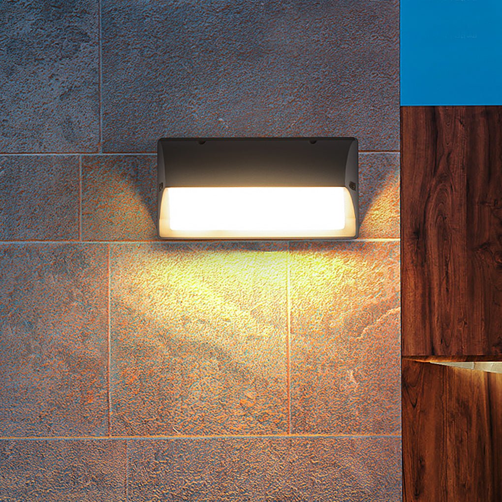 Outdoor LED Wall Light with Motion Detector – Weatherproof Modern Outdoor Wall Lantern for Gardens and Entrances 4