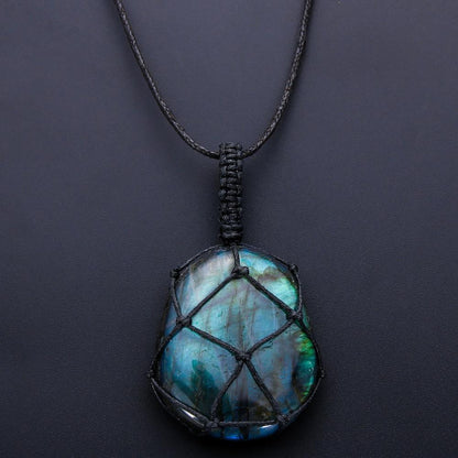 Mystical Labradorite Dragonheart Necklace - Aris-Nora Luxe