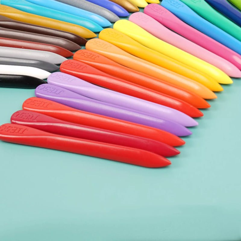 Natural Colorful Wax Crayons - EcoCrayons-12 Colors-Nora Luxe