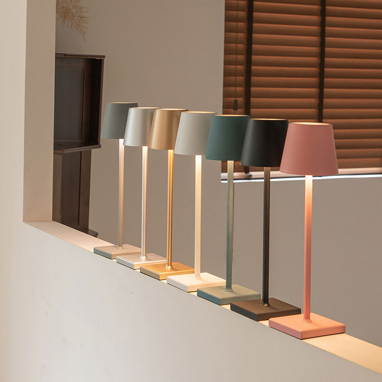 Bright Wireless Charging Table Light
