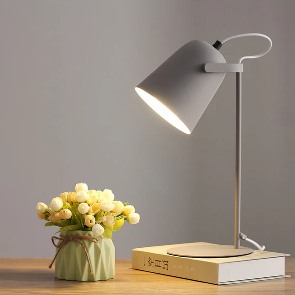 Unique Colorful Metal Desk Table Lamp