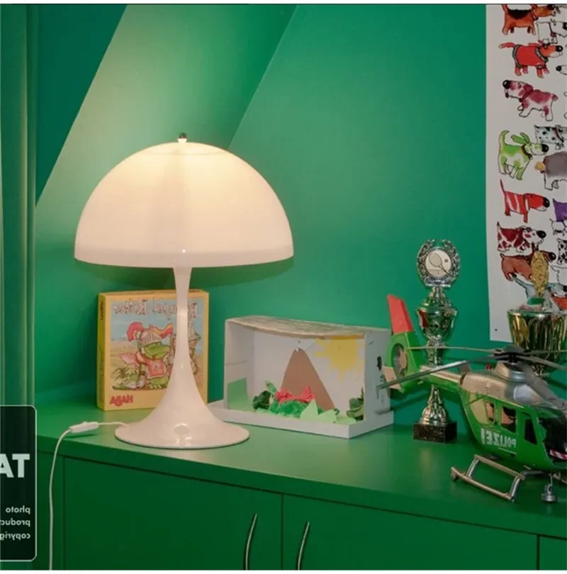 Vintage Scandinavian Table Lamp - Classic Mushroom Style