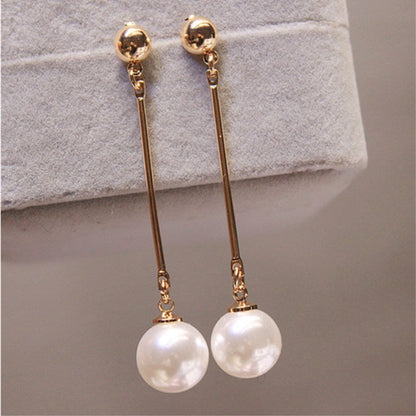 Pearl hoop earrings in Luxury Design - Selena-Nora Luxe