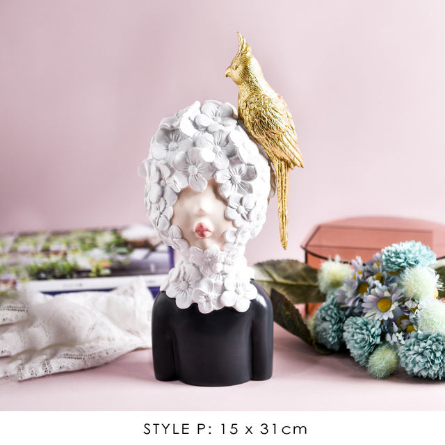 Cute Girl Figurine Modern Home Decoration