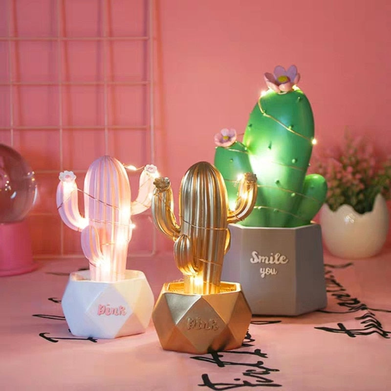 Bright Desert Cactus Bedside Lamp - Pexav