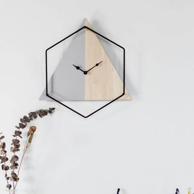Simple Elegant Wall Clock - Pexav