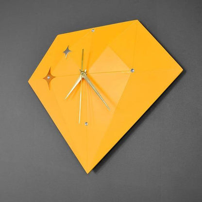 Simple Modern Star Shaped Wall Clock