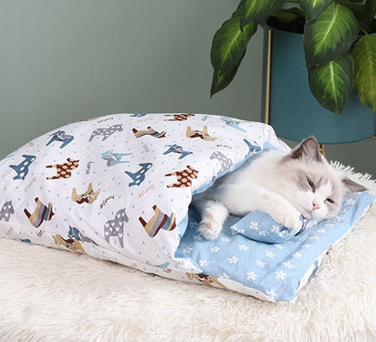 Cute Kitty Cozy Pet Bed
