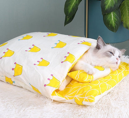 Cute Kitty Cozy Pet Bed
