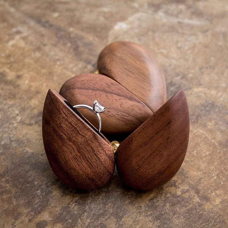 Elegant Wood Engagement Ring Case - Pexav