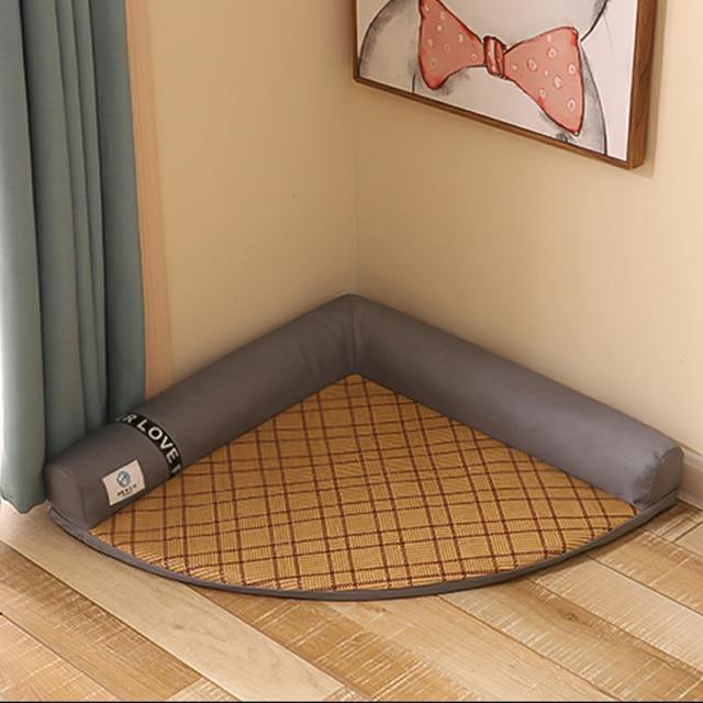Soft Machine Wash Pet Corner Bed