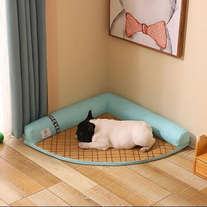 Soft Machine Wash Pet Corner Bed