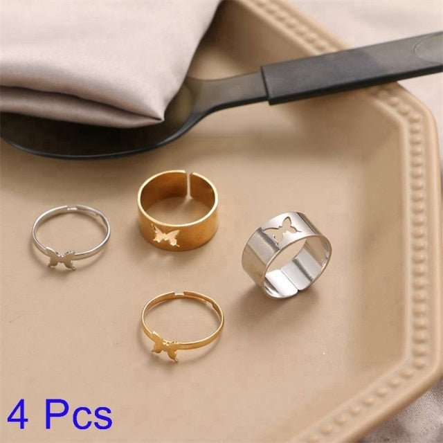 Romantic His Hers Engagement Ring Set