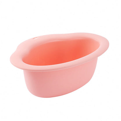 Convenient Kitchen Sink With Built-In Strainer Basket