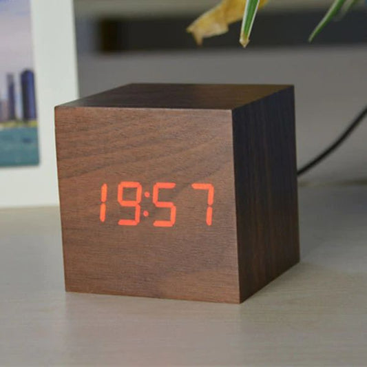 Simple Wood LED Desk Clock - Pexav