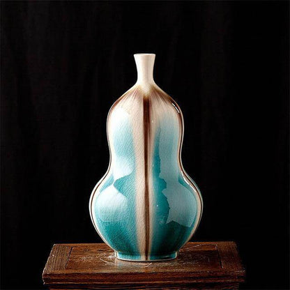 Traditional Chinese Style Crackled Ceramic Vase