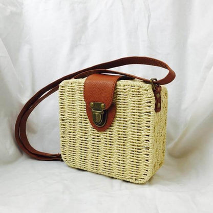 Trendy Woven Seaside Tote Bag