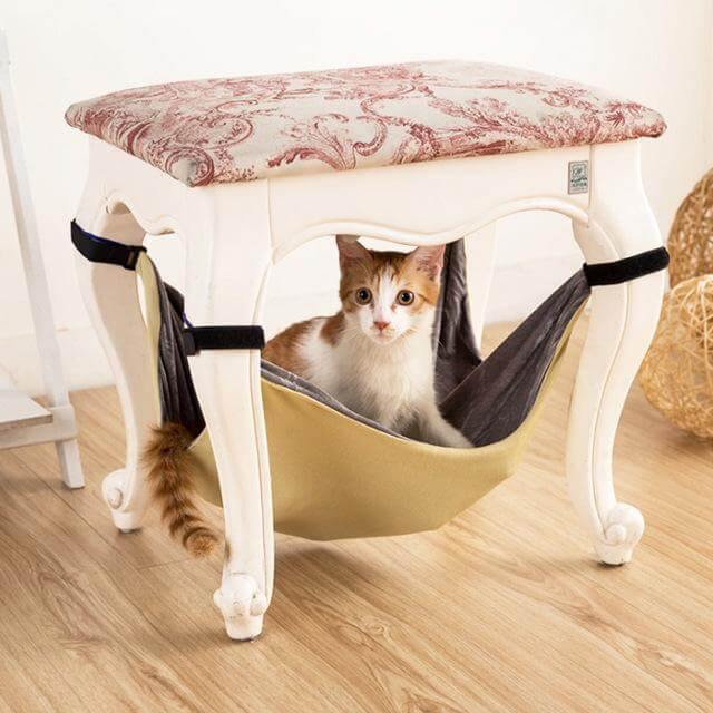 Cozy Suspendable Kitty Bed Swing