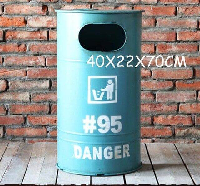 Vintage Style Fireplug Waste Bin