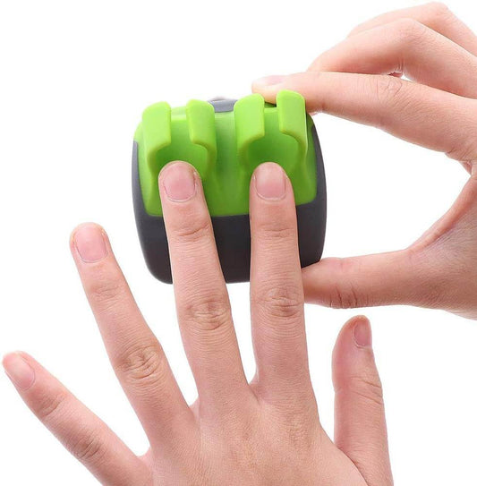 Safe Easy Grip Vegetable Peeler - Pexav