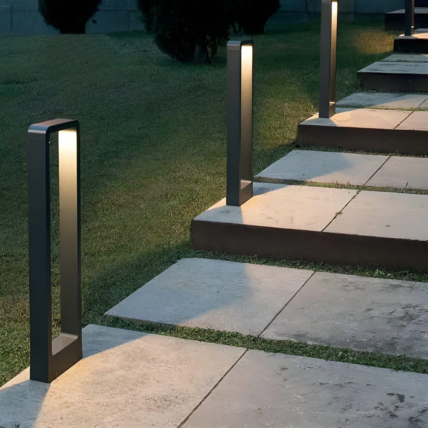 Weatherproof Outdoor LED Garden Lamp Post