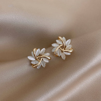 Simple Gold Opal Flower Earrings - Pexav