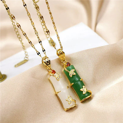 Beautiful Green Stone Pendant Necklace - Pexav