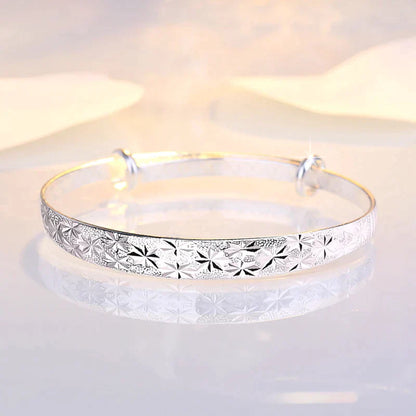 Stunning Star-Shaped Silver Bracelet-Nora Luxe