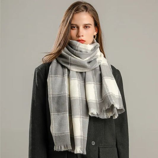 Fashionable Plaid Silk Scarf for Women - Pexav